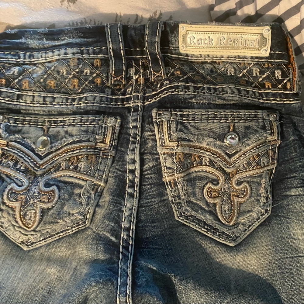 Rock Revival size 26